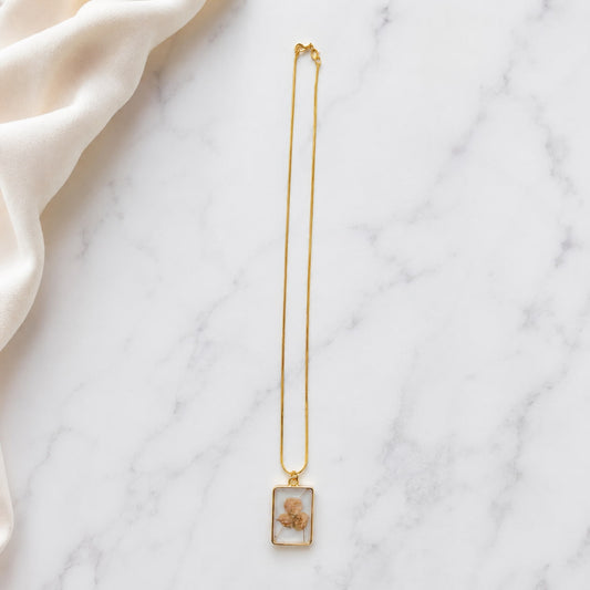 Dried Flower Pendant Necklace