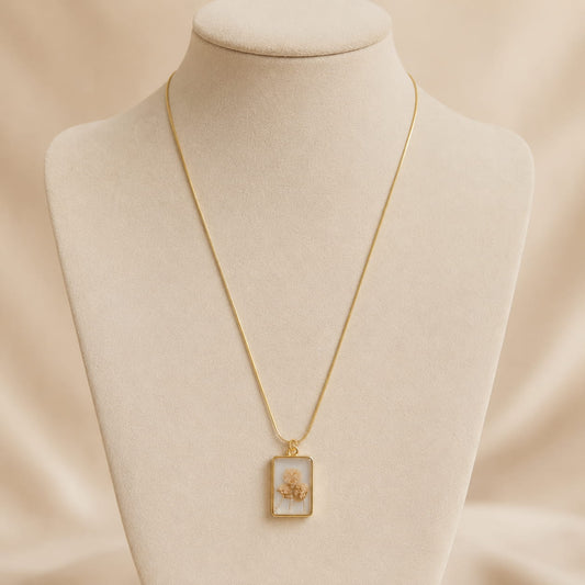 Dried Flower Pendant Necklace